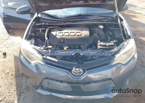 2015 Toyota Corolla Le z USA, uszkodzony, nr VIN 5YFBURHE4FP288590